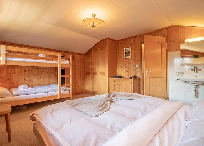 Soldanella By Chalé *